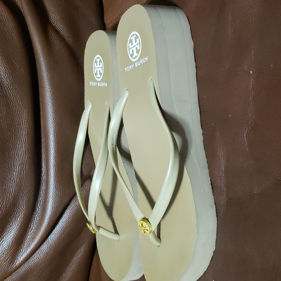 Tory Burch sandals - Picture 8 of 8
